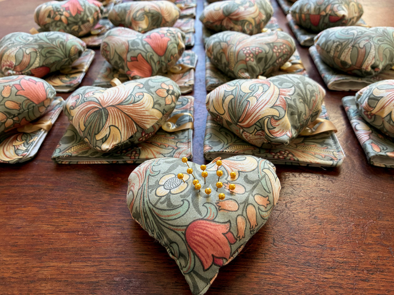 William Morris Needle Case and Pincushion Sets with Pincushion with pins in 