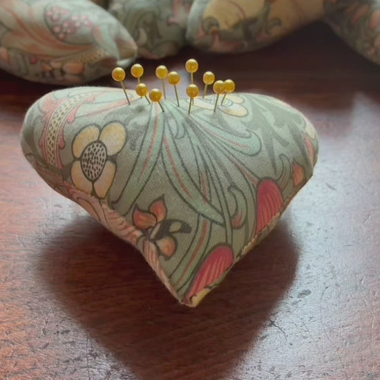 One William Morris Heart Pincushion with Satin Ribbon and Pins in