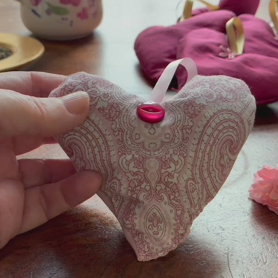 Single Red and White Paisley Lavender Sachet with Flowers and a bowl of Lavender
