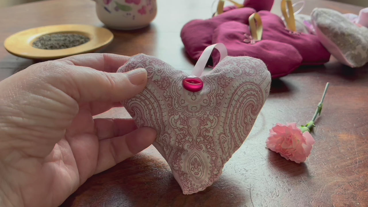 Single Red and White Paisley Lavender Sachet with Flowers and a bowl of Lavender